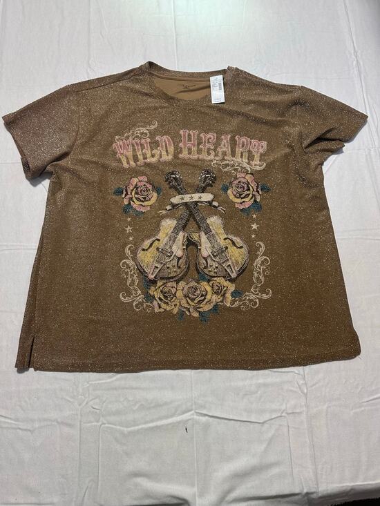 Maurices Tops - Maurices NWT Gold Heavy Metallic Glitter Wild Heart Classic Fit Graphic Tee 1X